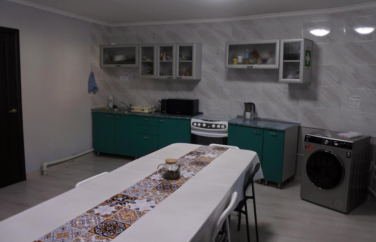 Almaty Backpackers Hostel Exterior photo